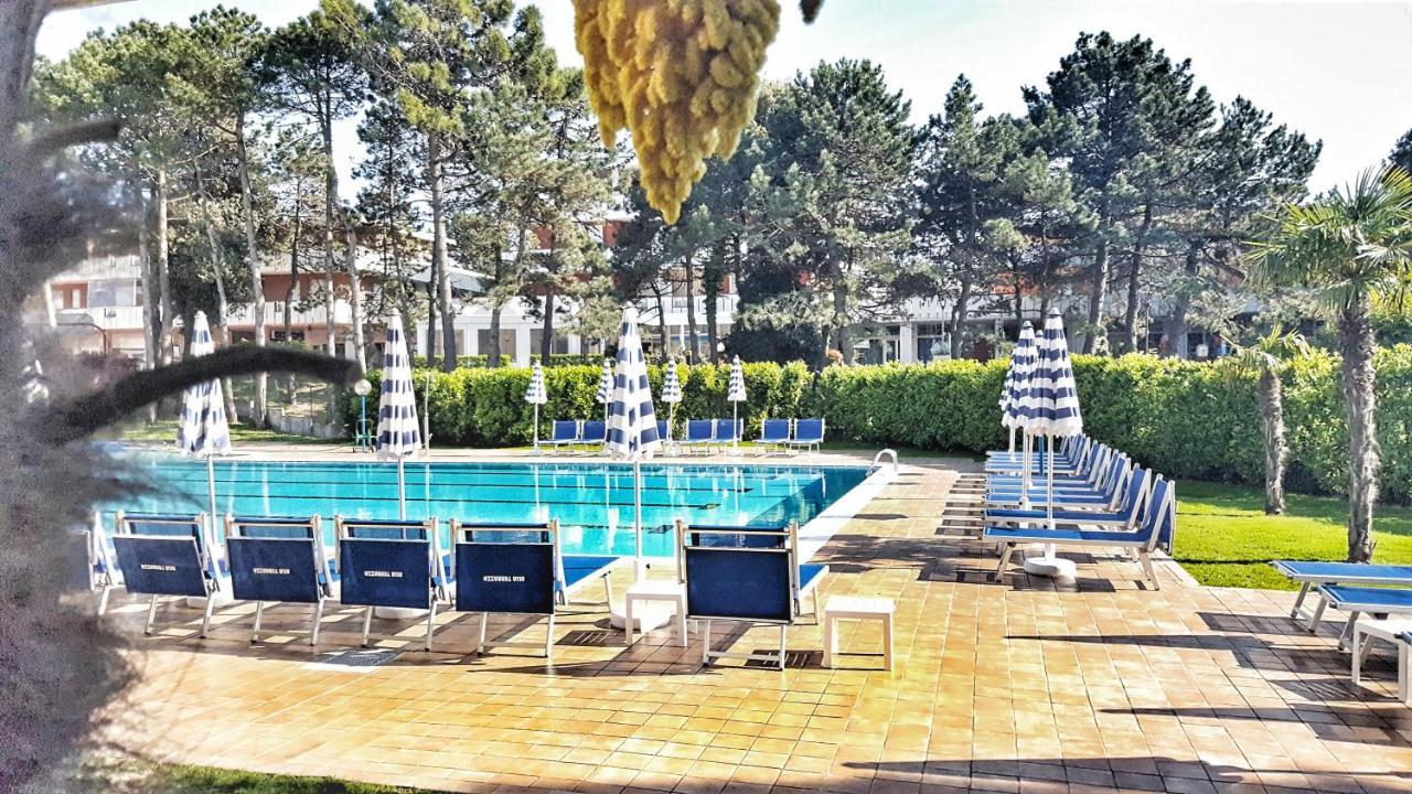 Hotel Alla Terrazza Bibione Dış mekan fotoğraf